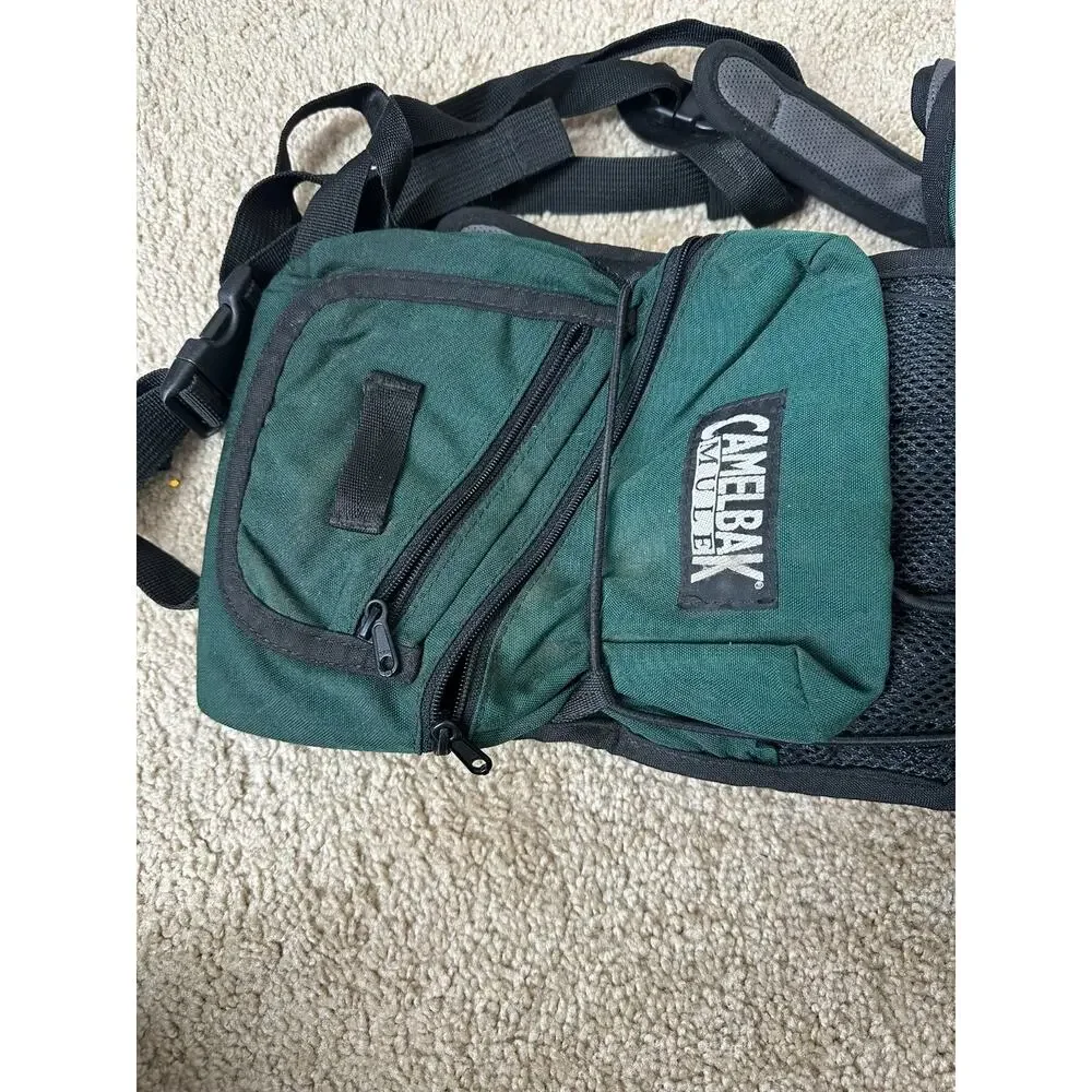 Vintage Camelbak Mule Green Hydration Pack Backpack w/ Bladder M.U.L.E. Hiking